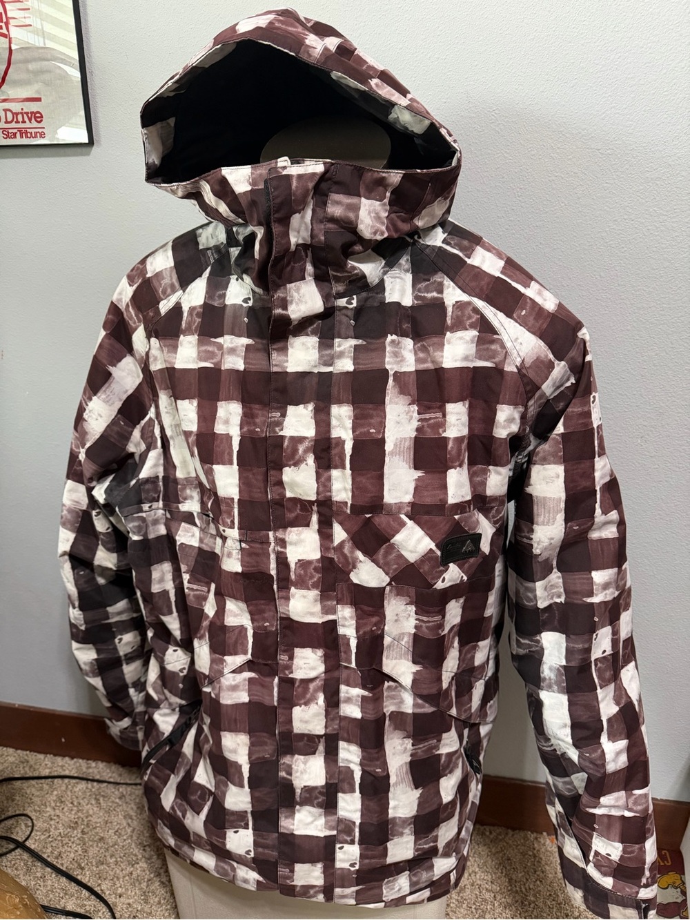 Burton DryRide Men's Burgundy and White Plaid Ski Jacket